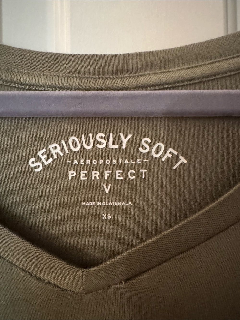 T-shirt bundle from American Eagle, PacSun, Hollister and Aeropostale - Picture 6 of 10